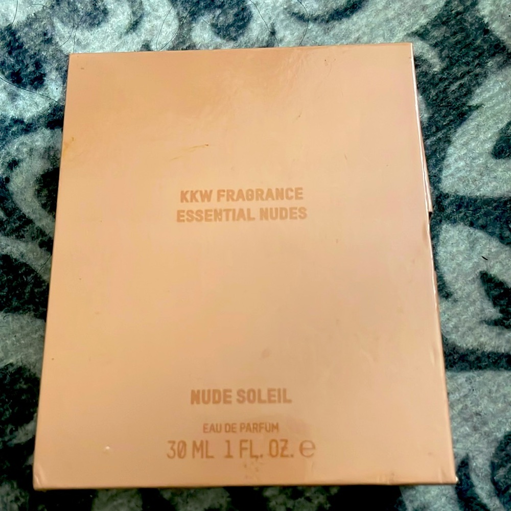 KKW Fragrance Essential Nude